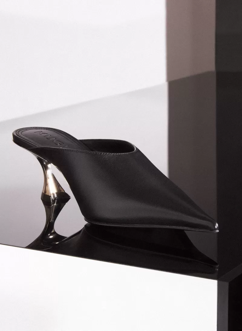 black_leather_fang__mules_2-3.webp Shop MUGLER Black leather Fang 55 mules