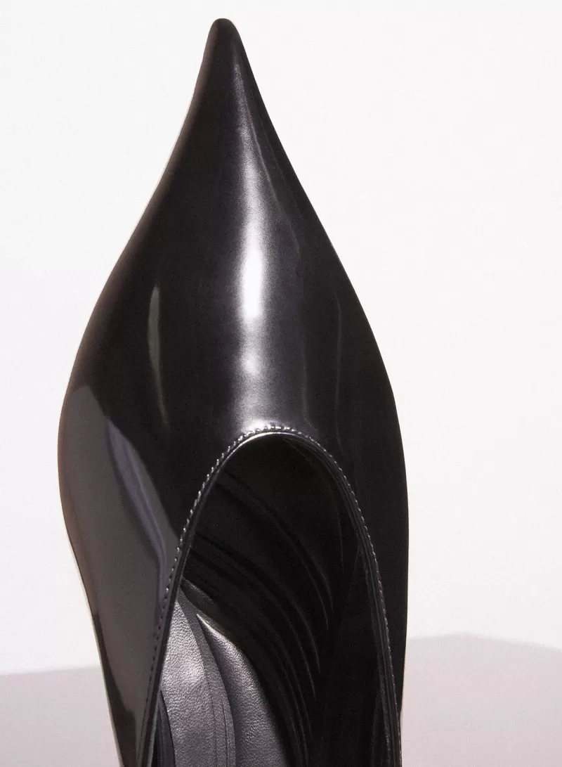 black_shiny_leather_fang_flat__mules_3-1.webp Cheap MUGLER black shiny leather fang flat mules