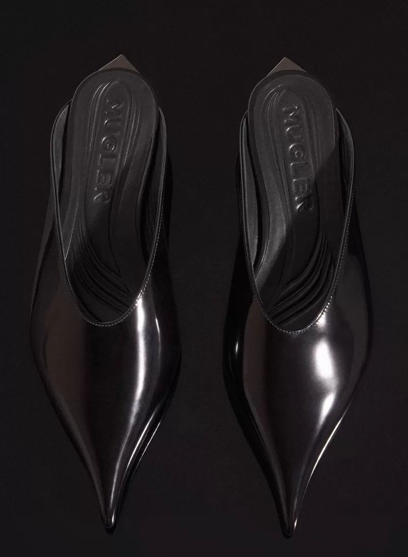 black_shiny_leather_fang_flat__mules_4-1.webp Cheap MUGLER black shiny leather fang flat mules