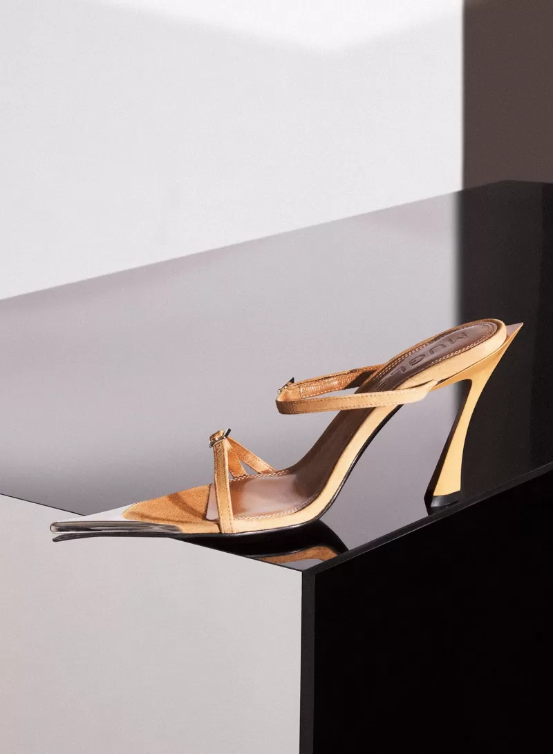 cinnamon_suede_fang__sandals_2-1.webp Outlet MUGLER Cinnamon suede Fang 95 sandals