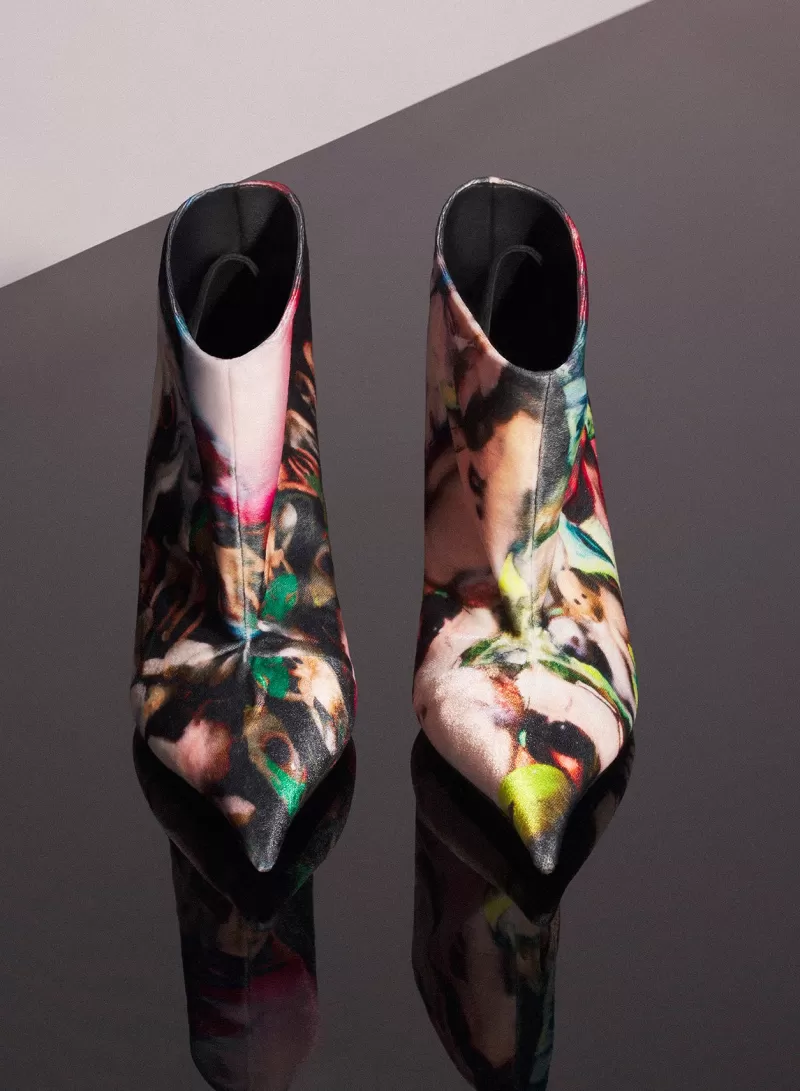 mugler_x_ambera_wellmann_printed_velvet_fang__ankle_boots_5-1.webp Clearance MUGLER x Ambera Wellmann printed velvet fang 95 ankle boots