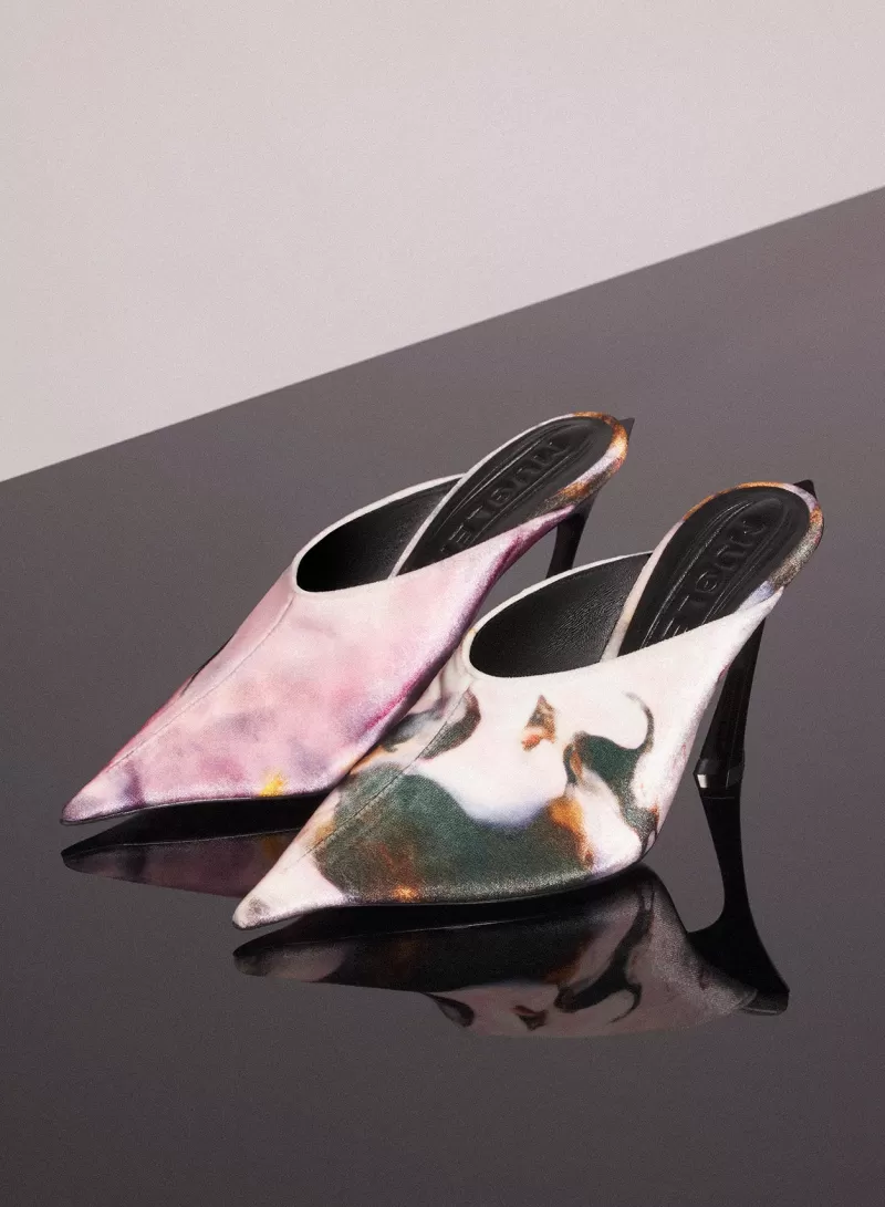 mugler_x_ambera_wellmann_printed_velvet_fang__mules_2-1.webp Online MUGLER x Ambera Wellmann printed velvet fang 95 mules