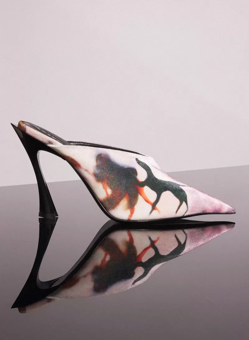 mugler_x_ambera_wellmann_printed_velvet_fang__mules_3-1.webp Online MUGLER x Ambera Wellmann printed velvet fang 95 mules